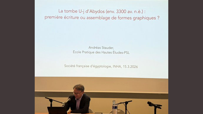 Conférence en images :  &laquo;&nbsp;La tombe U-j d’Abydos : première écriture ou assemblage de formes graphiques ?&nbsp;&raquo;, par Andréas&nbsp;Stauder